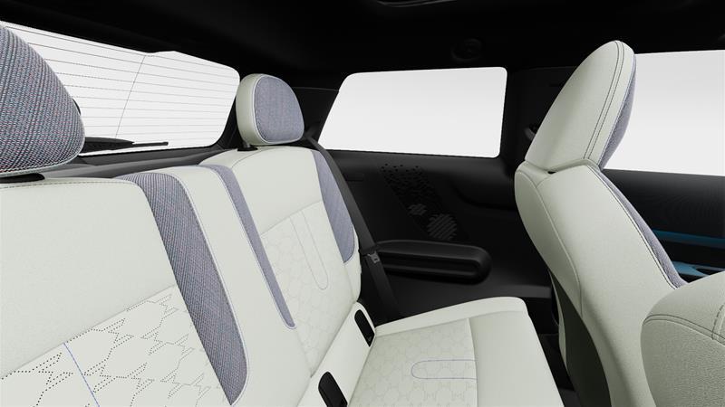 2025 MINI 3 Door - Image 14