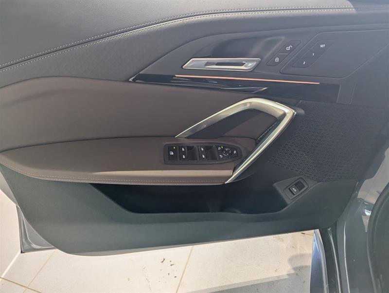 2025 BMW X2 - Image 24