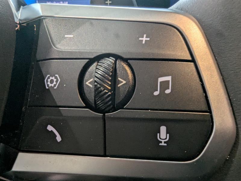 2025 BMW X2 - Image 26