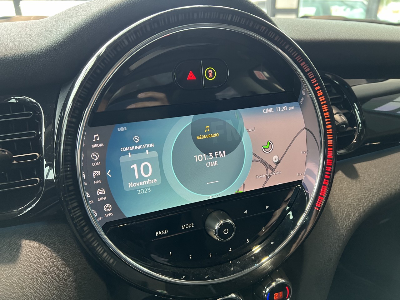 2023 Mini Cooper - Image 18