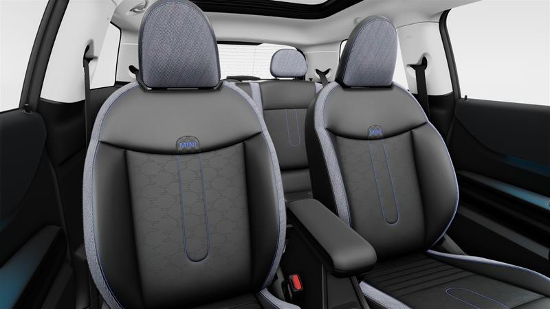 2025 MINI 3 Door - Image 6