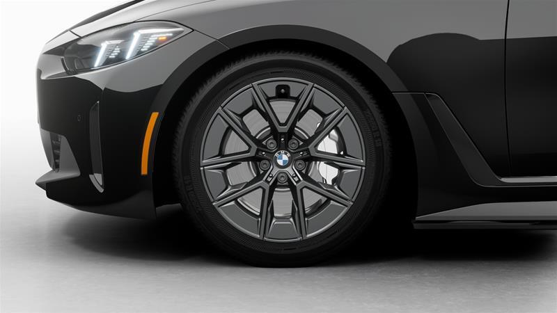 2025 BMW i4 - Image 10