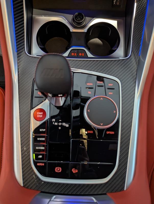 2025 BMW XM - Image 15