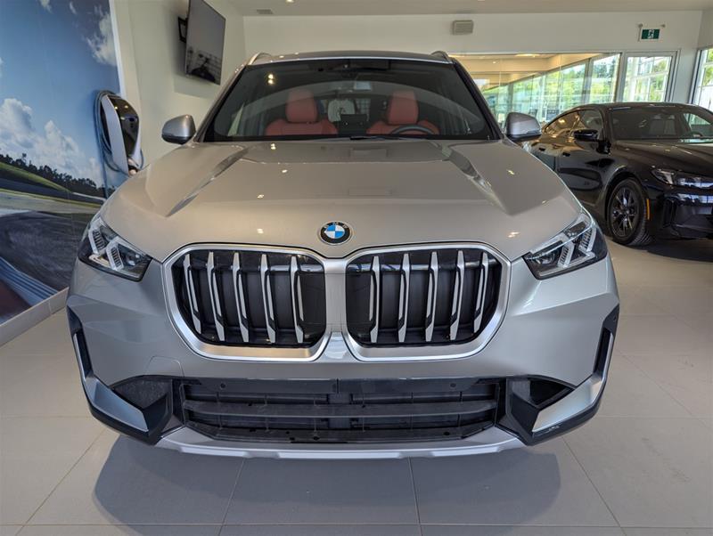 2025 BMW X1 - Image 4