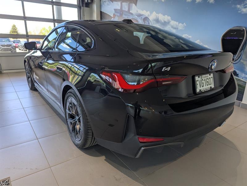 2025 BMW i4 - Image 4