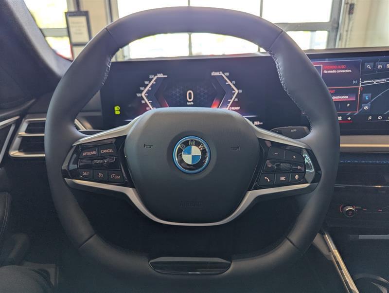 2025 BMW i4 - Image 15