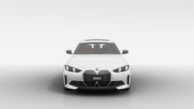 2025 BMW i4 - Image 3