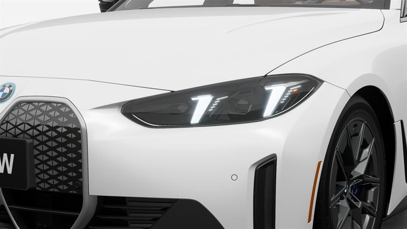 2025 BMW i4 - Image 6