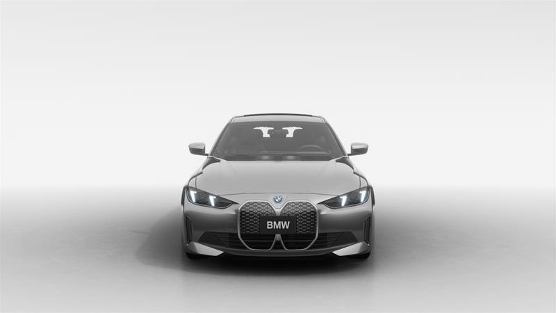 2025 BMW i4 - Image 2