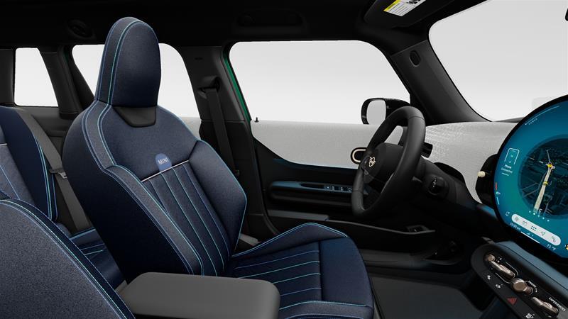 2025 MINI 5 Door - Image 12