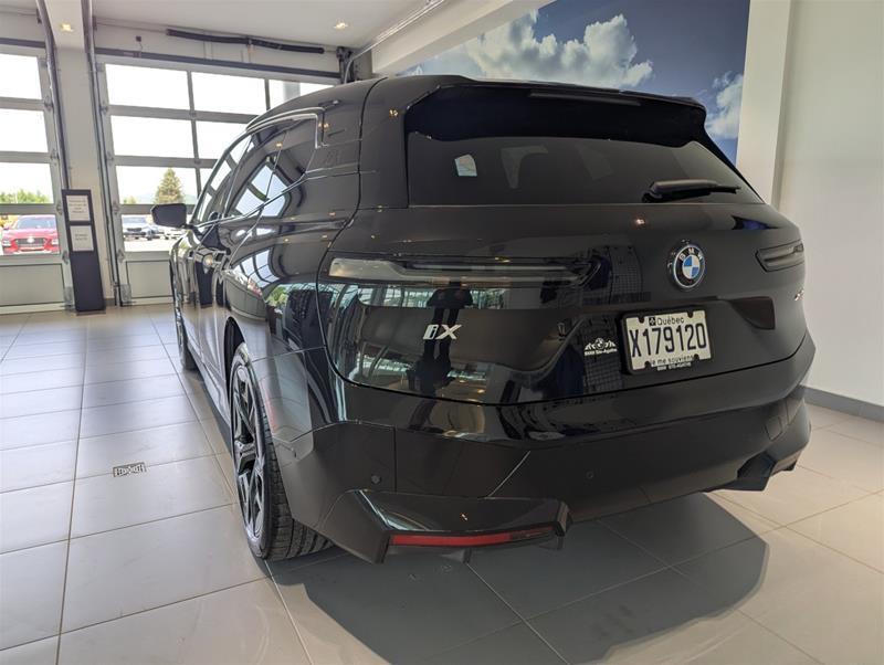 2025 BMW iX - Image 21