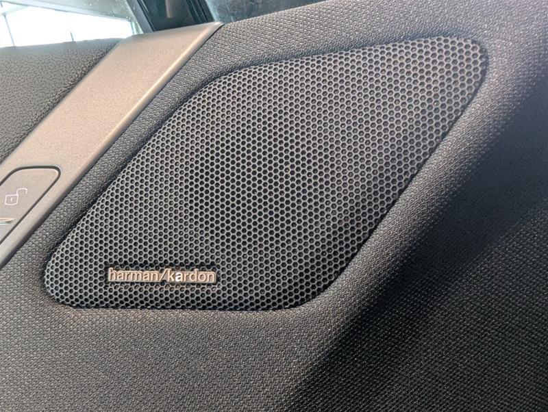 2025 BMW iX - Image 24