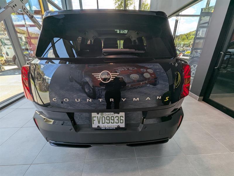 2025 MINI Countryman - Image 7