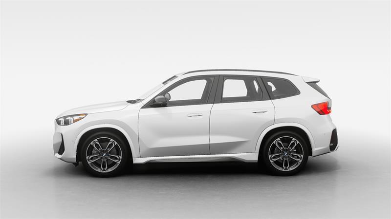2025 BMW X1 - Image 4