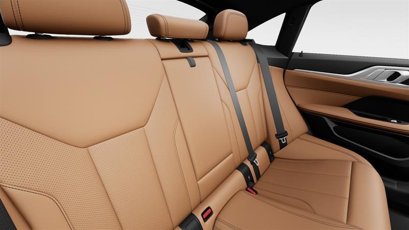 2025 BMW i4 - Image 4