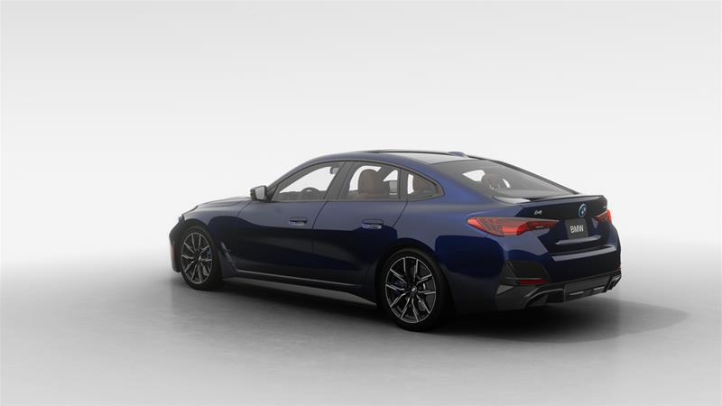 2025 BMW i4 - Image 7