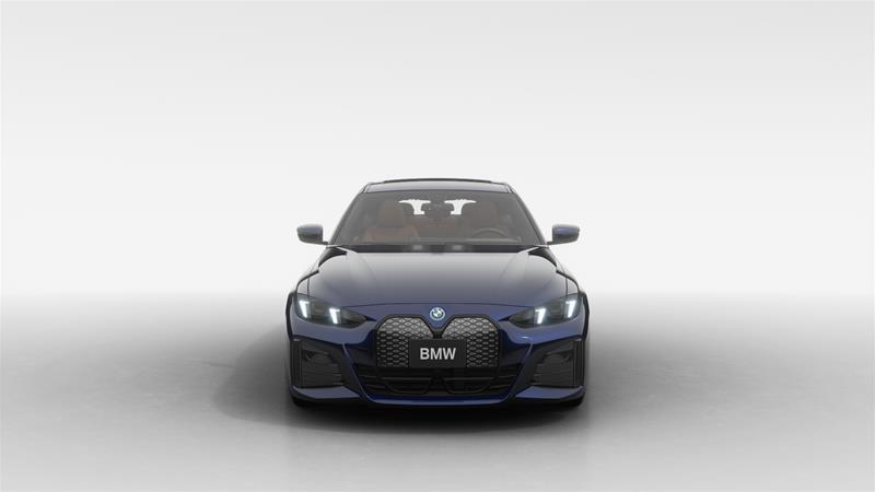2025 BMW i4 - Image 8