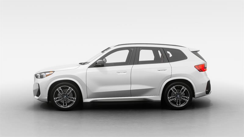 2025 BMW X1 - Image 4