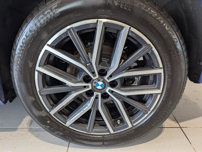 2025 BMW X1 - Image 25