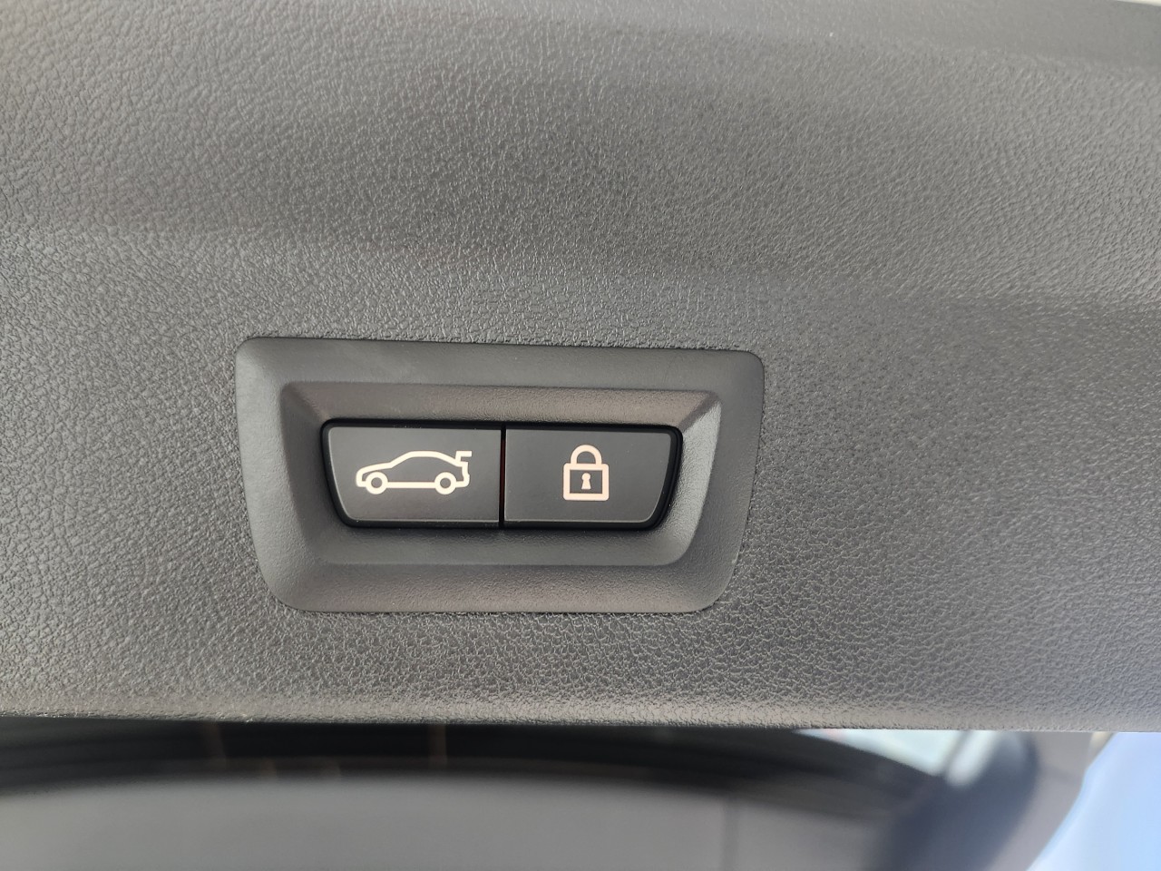 2023 BMW X3 - Image 8