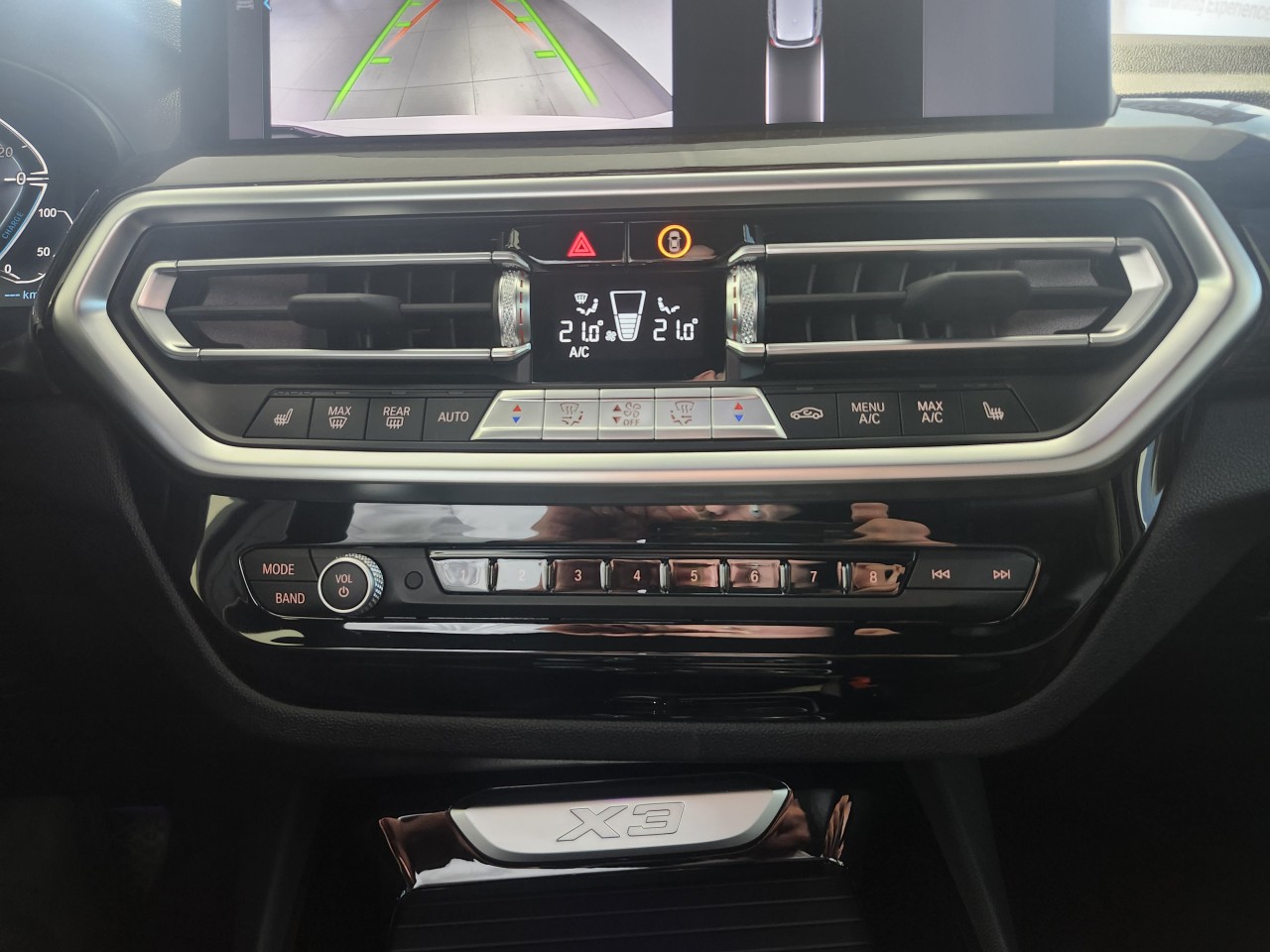 2023 BMW X3 - Image 21