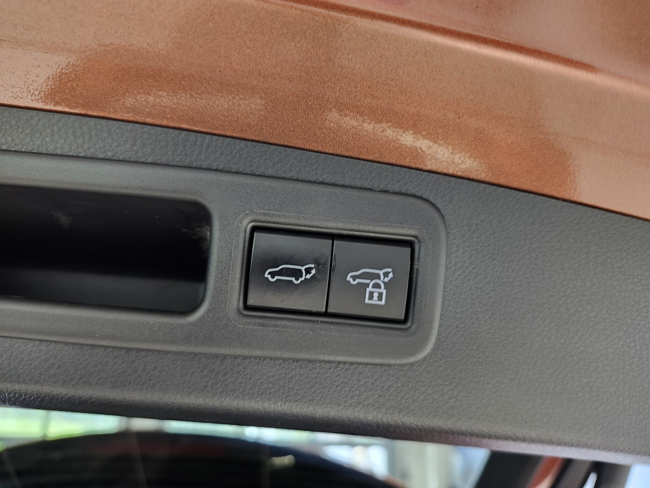 2024 Lexus RX500h - Image 8