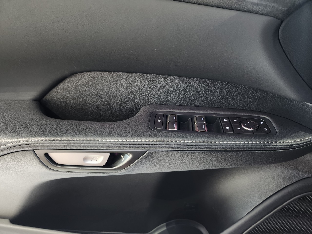 2024 Lexus RX500h - Image 24