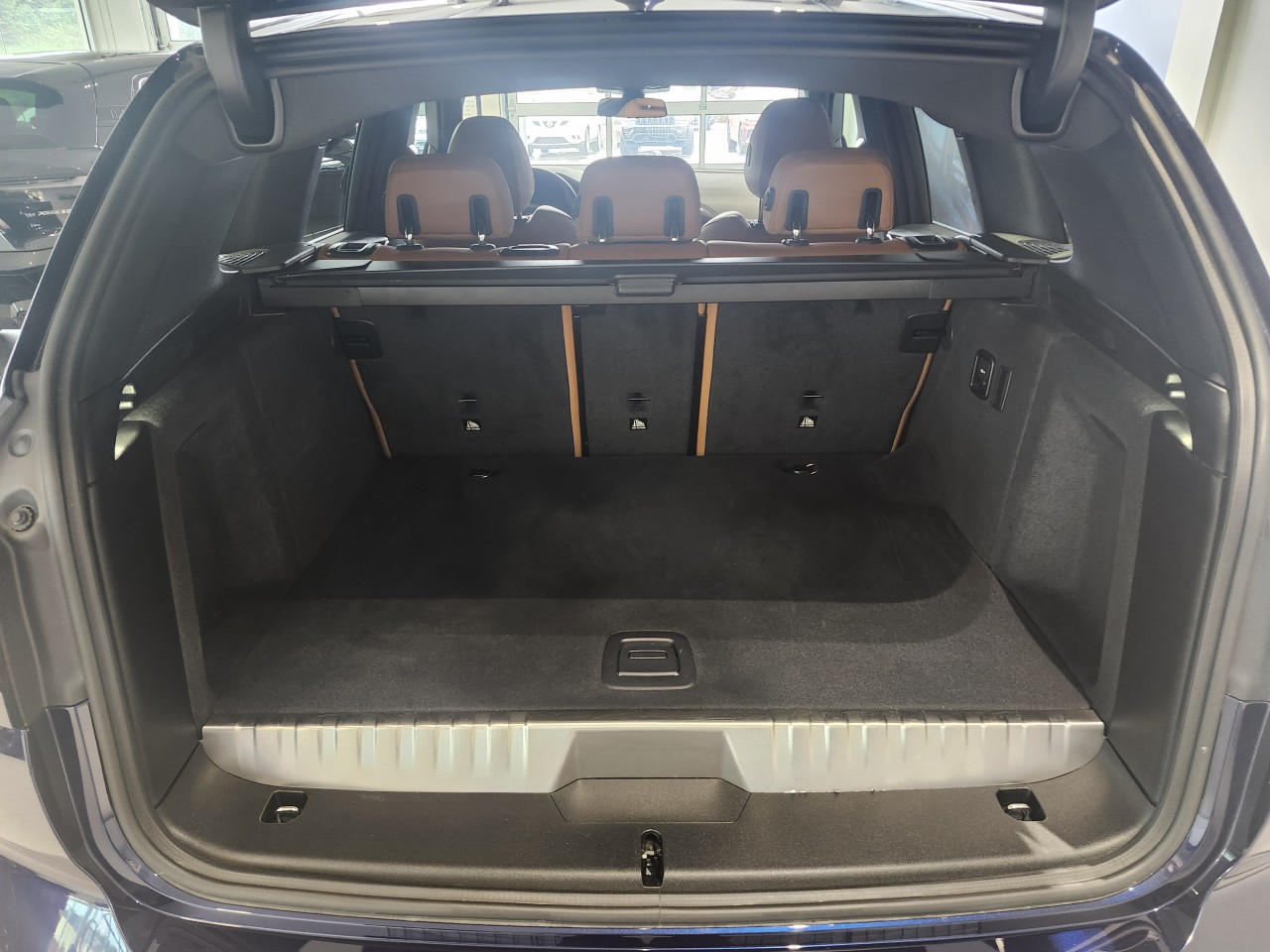 2023 BMW X3 - Image 6