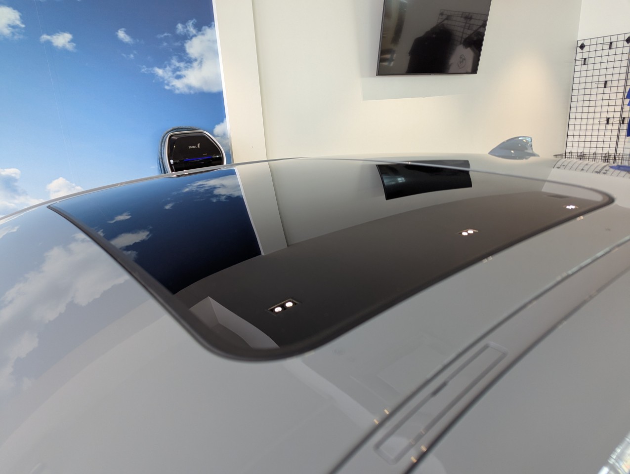 2022 BMW M240i xDrive - Image 9