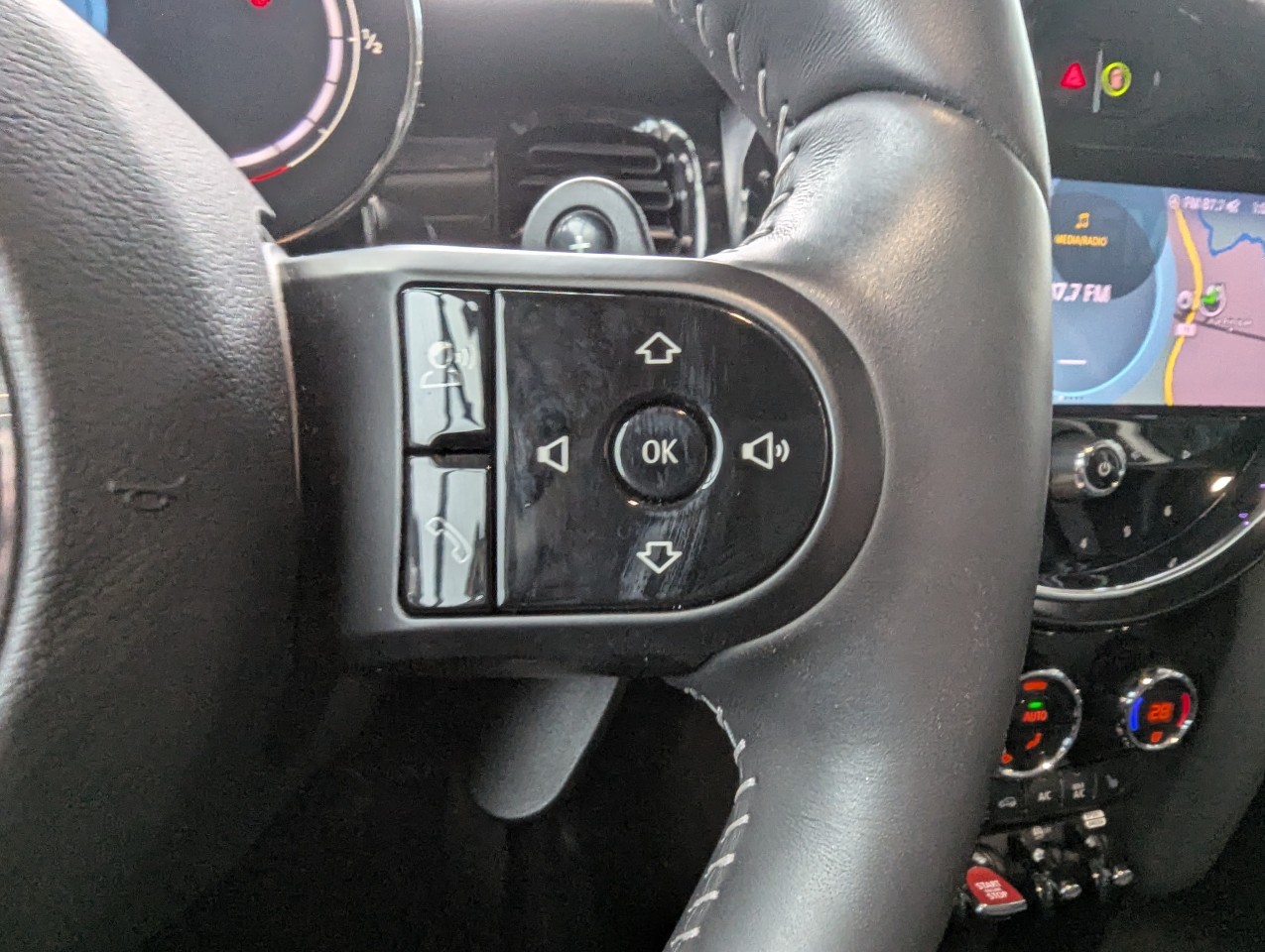 2023 Mini 5 portes - Image 13