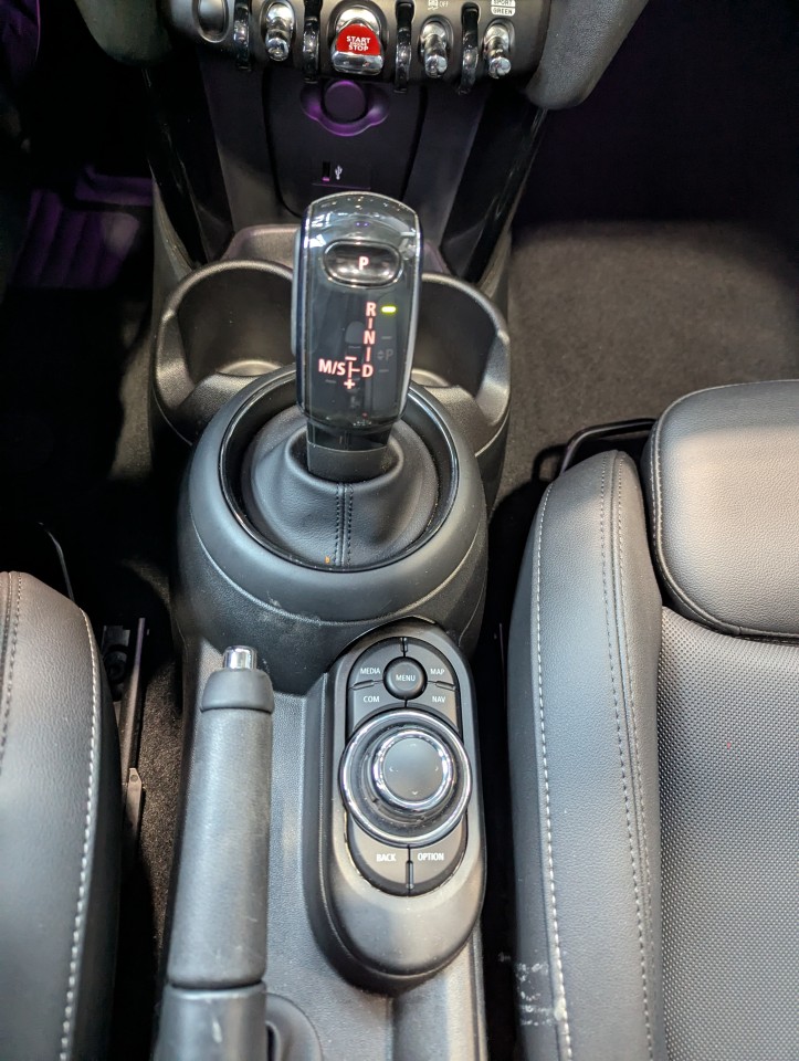 2023 Mini 5 portes - Image 19