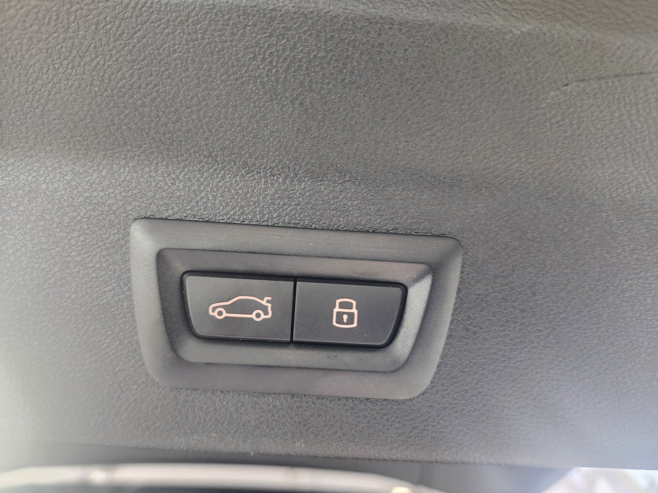 2023 BMW X3 - Image 8