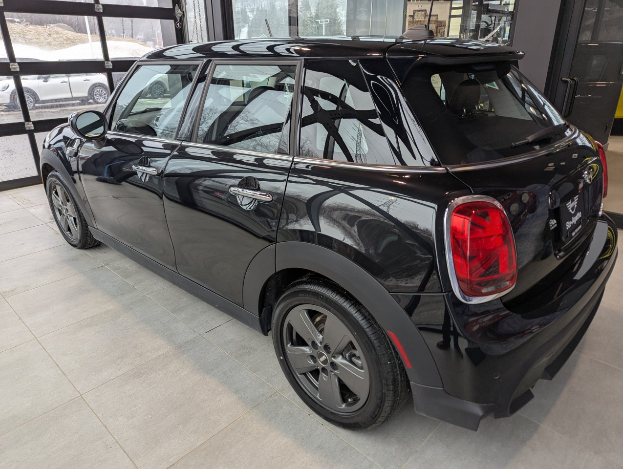 2024 Mini Cooper - Image 5