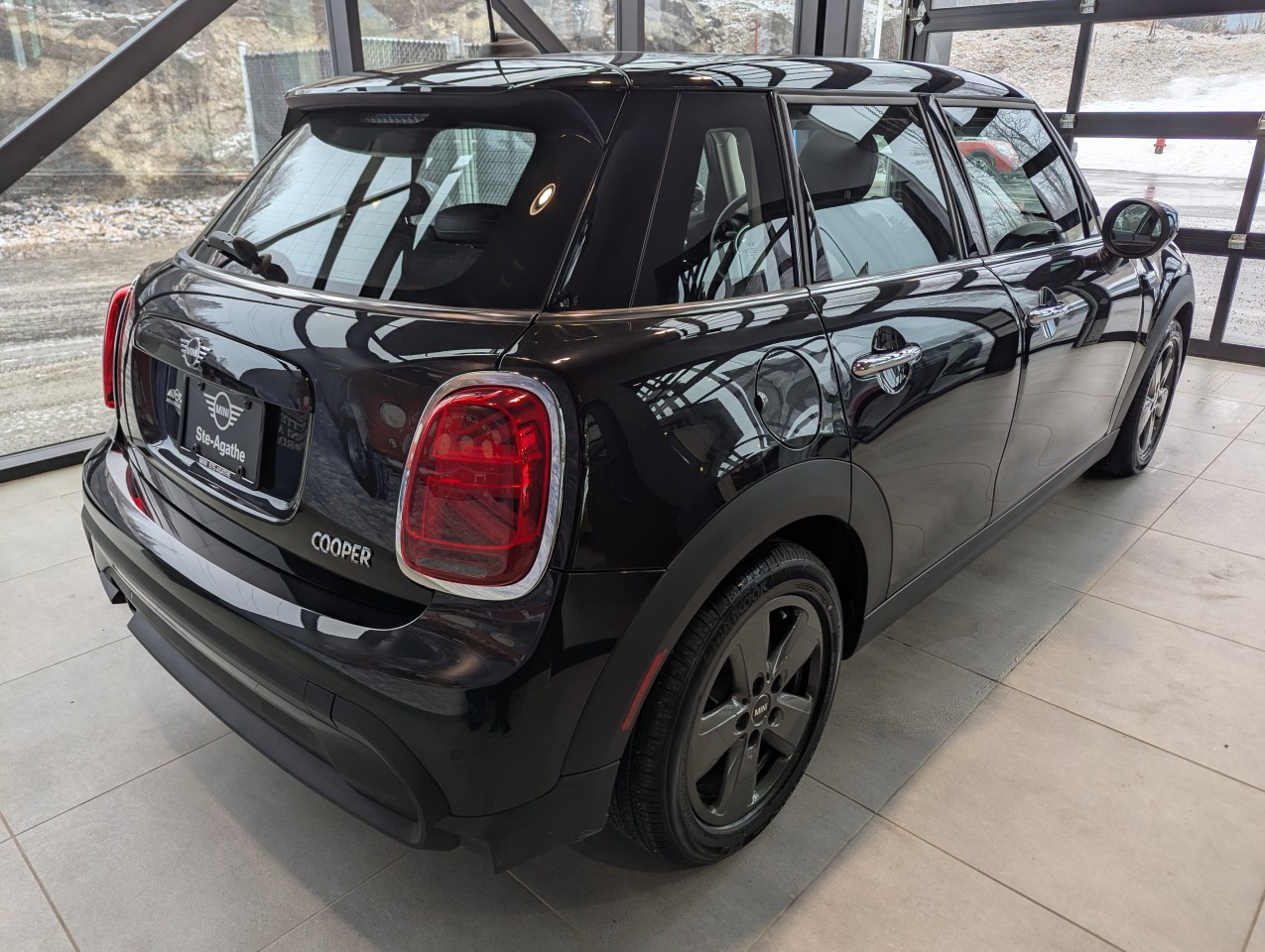 2024 Mini Cooper - Image 7