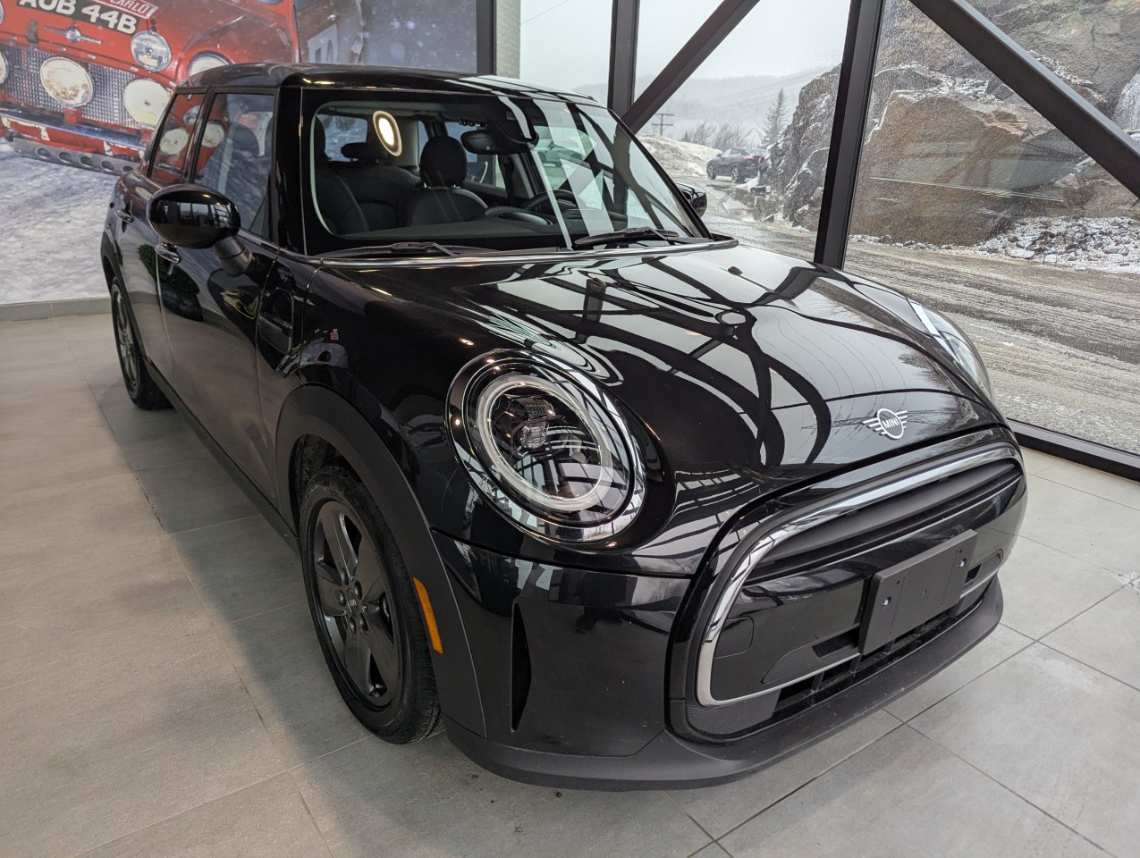 2024 Mini Cooper - Image 8