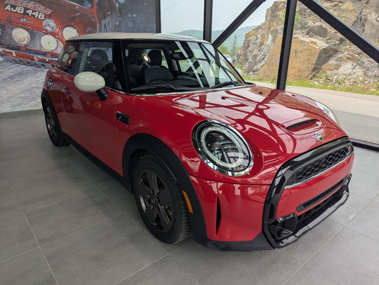 2022 Mini Cooper - Image 7