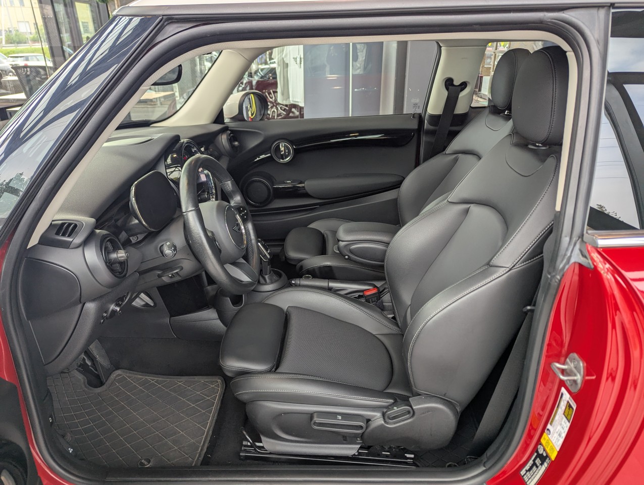 2022 Mini Cooper - Image 11