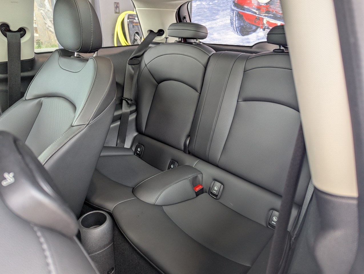 2022 Mini Cooper - Image 13