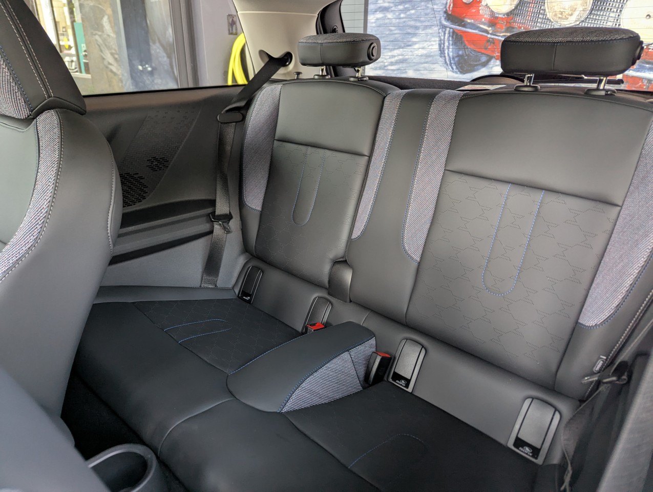 2025 Mini Cooper - Image 10