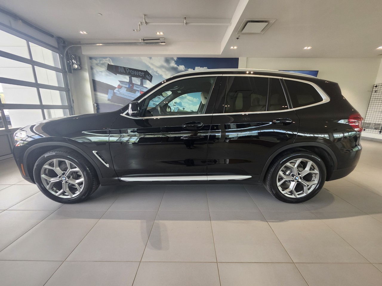 2021 BMW X3 - Image 2