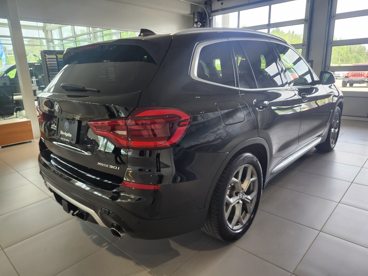 2021 BMW X3 - Image 9