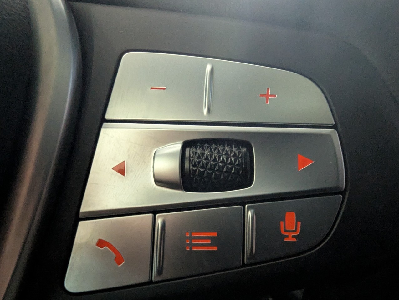 2023 BMW X3 - Image 19