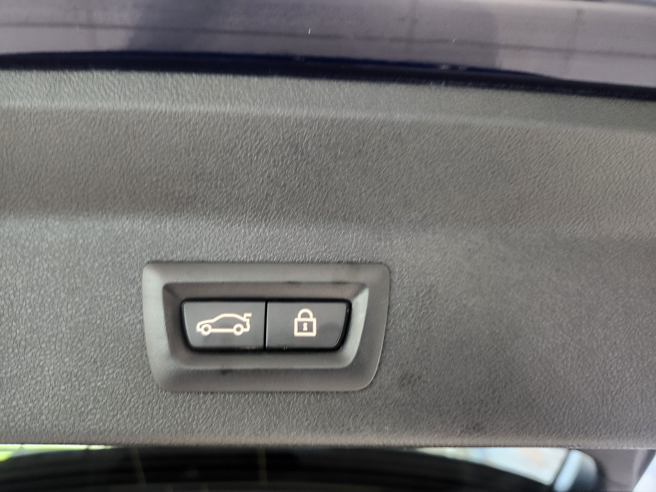 2022 BMW X3 - Image 8