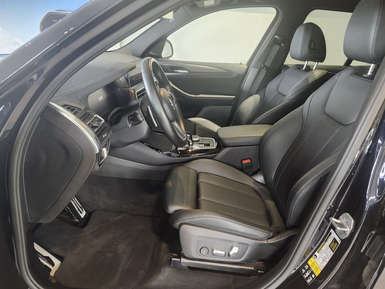 2023 BMW X3 - Image 12