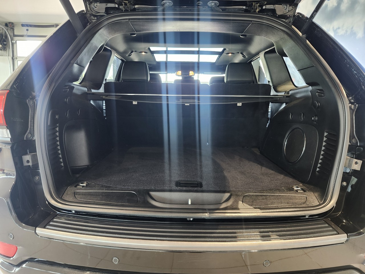 2021 Jeep Grand Cherokee - Image 6