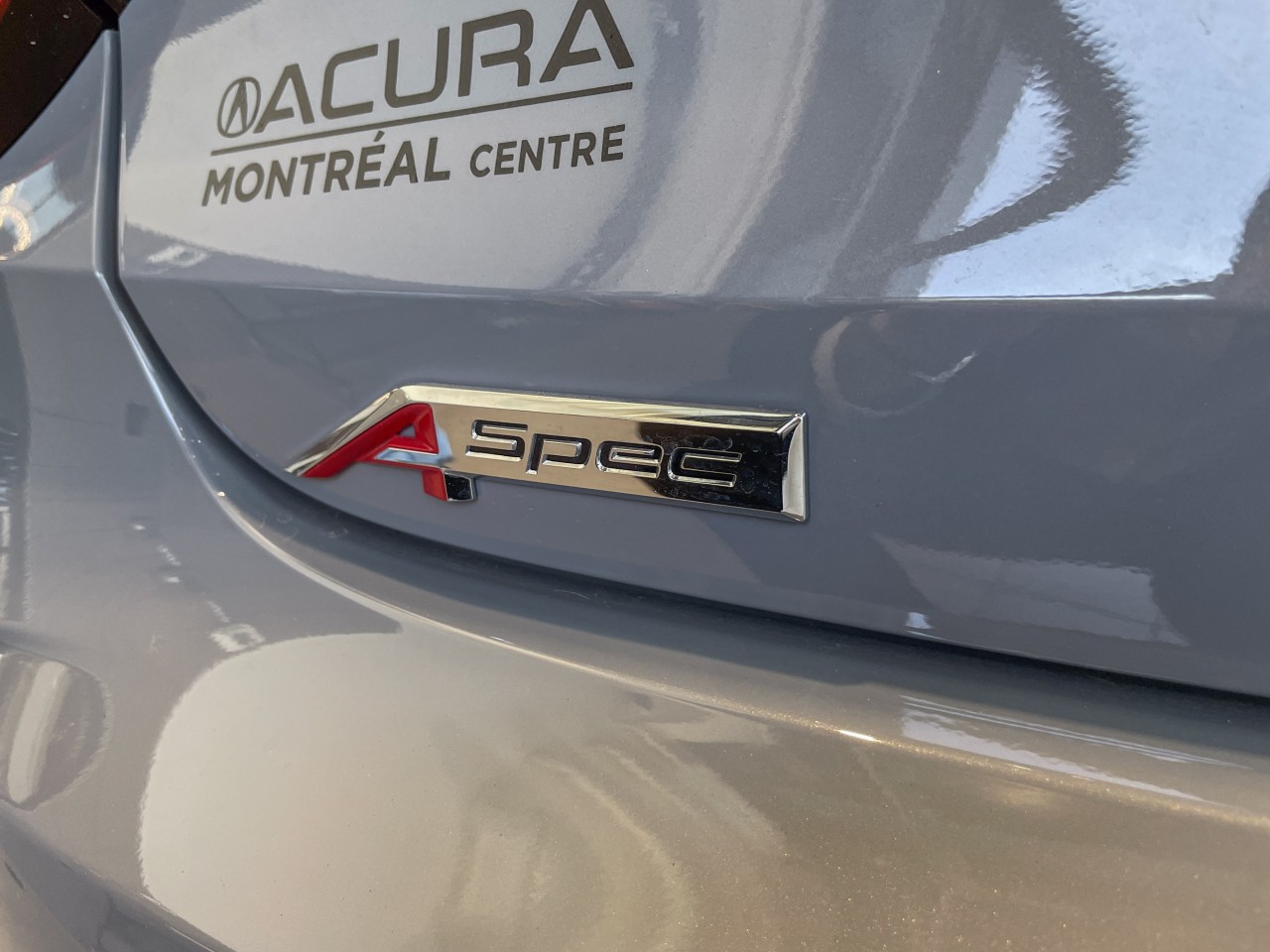 2025 Acura TLX - Image 9