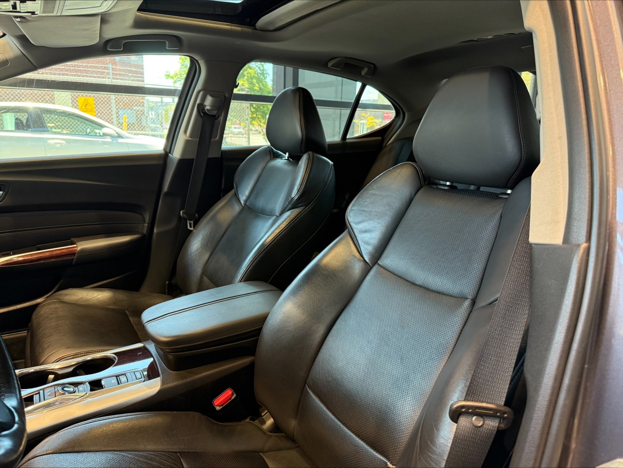 2017 Acura TLX - Image 8