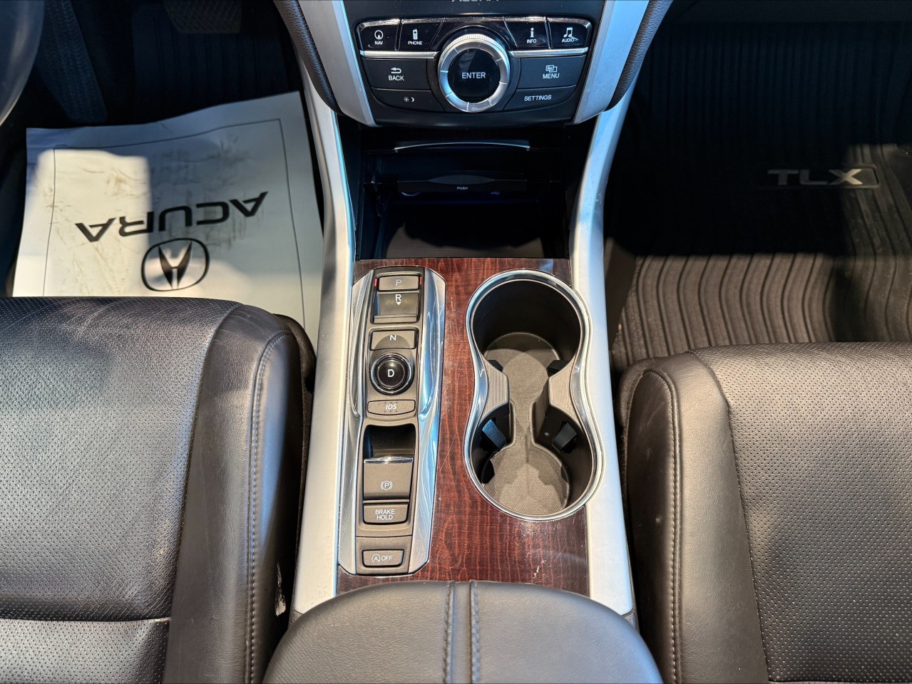 2017 Acura TLX - Image 14