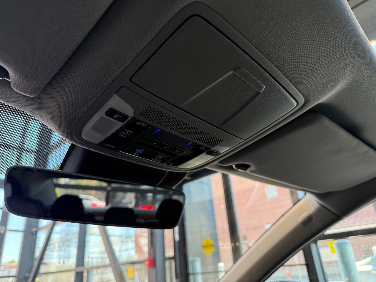 2017 Acura TLX - Image 22