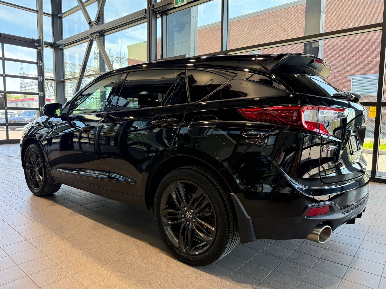 2023 Acura RDX - Image 4